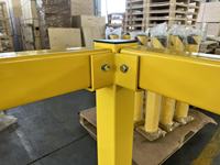 Poteau de garde-corps d'angle modulaire en acier 4x4 pouces, 2 niveaux de rail, embouts en caoutchouc, barrière de sécurité robuste pour entrepôt