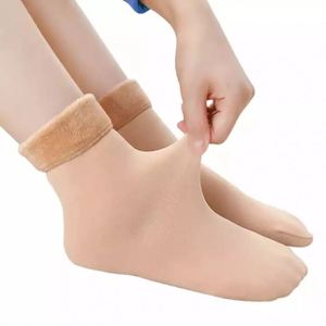 Chaussettes d'hiver K366 pour femmes, épaisses, en laine thermique et cachemire, chaussettes de neige sans couture en velours, chaussettes de couchage pour bottes et sol - Product Image 3