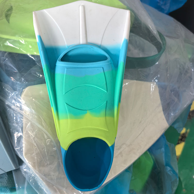 สีเขียว