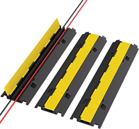 Hochwertiger Schwarz-Gelber Gummi-Kabelschutz 1000*220*30mm, 20x7mm Kanal, Verkehrssicherheits-Geschwindigkeitsbegrenzer für Event-Bühnenbeleuchtung