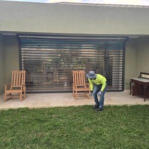 Toma Chất lượng cao Tự động rõ ràng minh bạch Polycarbonate Con lăn màn trập cho cửa hàng thương mại - Product Image 6