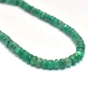 Venta al por mayor, colección de cuentas de piedras preciosas naturales de 5-5,5mm de Esmeralda facetada verde redonda para la fabricación de joyas