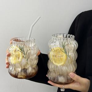 Taza de oruga de vidrio de borosilicato alto Rayas verticales de gran capacidad para bebidas frías o café - Product Image 1