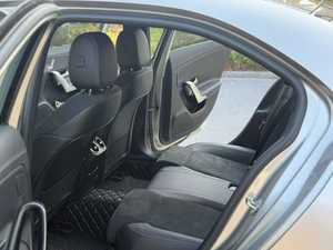 รถยนต์เมอร์เซเดส-เบนซ์ A200 รุ่นปี 2019-2022 คุณภาพสูง รถมือสองสุดหรู เกียร์อัตโนมัติ พวงมาลัยซ้าย มาตรฐานไอเสียยูโร 6 เหมาะสำหรับการเดินทางในเมือง - Product Image 6