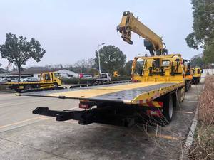 Grúa de plataforma plana de acero Foton de 5 toneladas con grúa multifuncional para asistencia en carretera, remolque de plataforma baja para recuperación de vehículos - Product Image 4
