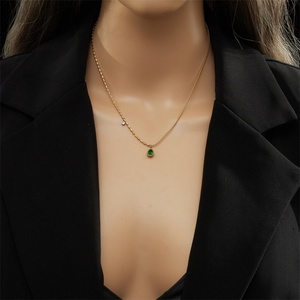 Nouvelle Chaîne de Clavicule en Zircon au Design Original, Plaqué Or 18K en Acier Inoxydable, Idéale <span class=keywords><strong>pour</strong></span> Cadeau de Fête, Cadeau <span class=keywords><strong>pour</strong></span> Petite Amie, Souvenir - Product Image 1