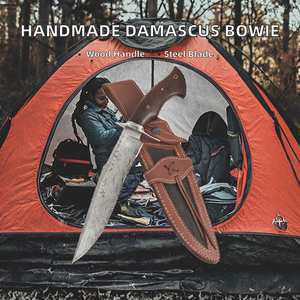 Couteau de camping Bowie artisanal AR KNIVES en acier Damas avec manche en bois de noyer et étui en cuir OEM ODM - Product Image 2