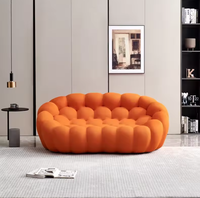 Canapé-lit moderne capitonné rafraîchissant avec tissu à bulles de compression sous vide pour un confort optimal, idéal pour appartement, salon et balcon