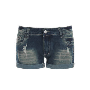 Shorts en jean droits taille basse Y2K Grunge écologiques délavés avec rivets pour femme - Style streetwear - Product Image 6