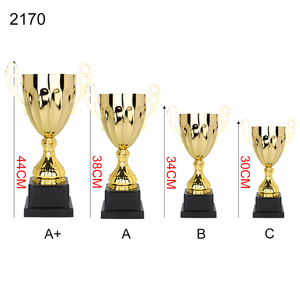 Fabricant de trophées de <span class=keywords><strong>coupe</strong></span> Trophées de football Basketball Football Golf Trophy Cup Factory Custom Metal Latest Designs Gold Cups - Product Image 1