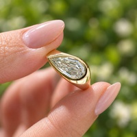 Bague Chevalière en Moissanite Taille Poire à Sertissage Clos, en Or Jaune Massif 9K 10K 14K 18K, Certifiée GRA, Bande Large Sculpturale pour Femme