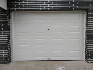 Portes <span class=keywords><strong>de</strong></span> <span class=keywords><strong>garage</strong></span> sectionnelles automatiques en aluminium OEM, anti-vent, anti-poussière, anti-odeur, blanches, pour entrepôt, avec <span class=keywords><strong>moteur</strong></span> - Product Image 1