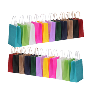 Bolsa de Compras de Papel Kraft Negra y Rosa con Asa, Personalizada para Ropa, 15X8X21cm - Product Image 4