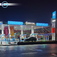 Auvent de station-service personnalisé avec structure en acier, toit en acier coloré, façade en acrylique, panneau en aluminium, éclairage LED, enseigne en pylône
