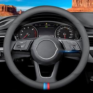 Nouvelle tendance Napa cuir universel 4 rayons couverture de <span class=keywords><strong>volant</strong></span> sportif 15 pouces (<span class=keywords><strong>37</strong></span>-38 <span class=keywords><strong>Cm</strong></span>) noir anti-dérapant respirant - Product Image 2