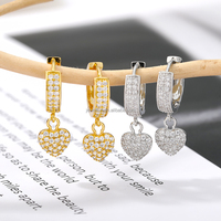 Mode Mädchen Creolen Frauen Edelstahl vergoldet Korean Statement Ohrringe Schmuck Herz Diamant Ohrringe Stud