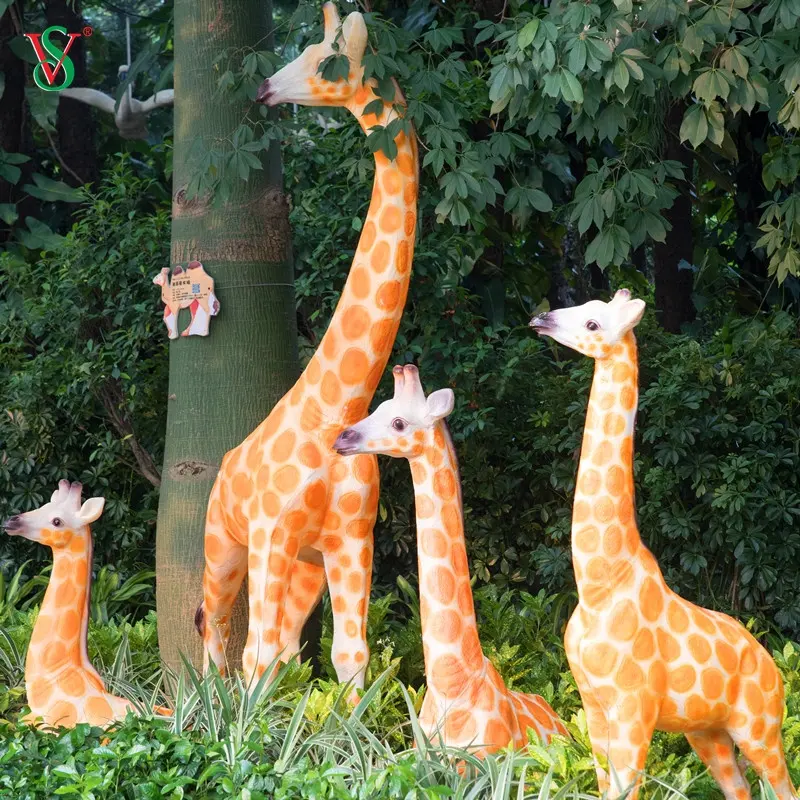 Outdoor Levensgrote Giraffe Herten Wild Dier Standbeeld Met Licht Voor Zoo En Pretpark Decoratie