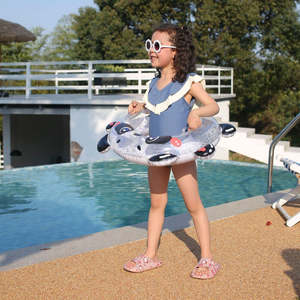 Flotador Inflable de PVC con Forma de Panda de 70 cm, Portátil y Ecológico con Diseño Brillante para Niños - Product Image 3