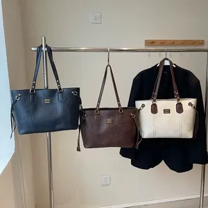 <span class=keywords><strong>Sac</strong></span> à <span class=keywords><strong>main</strong></span> en cuir PU grande capacité pour <span class=keywords><strong>femme</strong></span>, <span class=keywords><strong>sac</strong></span> fourre-tout simple en forme de croix, ouvert, tendance, couleur contrastée, polyvalent, idéal pour la plage - Product Image 4