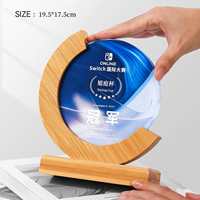 Soldes d'été : Trophées personnalisés en verre gravé, Plaques de reconnaissance en cristal avec base en bois, Souvenirs sur le thème des événements