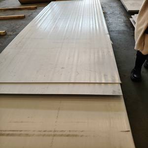 Tô<span class=keywords><strong>les</strong></span> d'acier inoxydable gaufrées multi-grades EN 1.4301 1.4307 1.4401 1.4016 antidérapantes à motif damier pour revêtement mural, résistantes à l'eau et au feu - Product Image 5