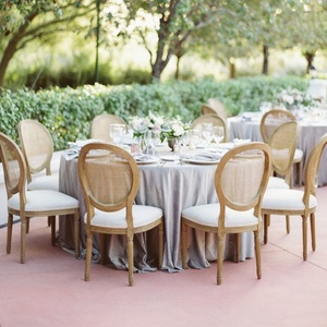 Chaise de banquet de mariage en résine imperméable de style campagnard, <span class=keywords><strong>prix</strong></span> de gros, petite taille CBM, empilable, Louis, pour hôtel, fête, événement - Product Image 4