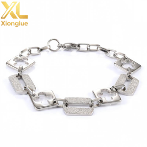 Bracelet chaîne cœur plaqué or 18 carats de haute qualité en acier inoxydable, creux, pour femme - Prix de gros - Product Image 1