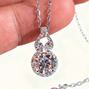 Collar con Colgante de Calabaza para Mujer, Estilo Pavé de Cuatro Puntas, Joyería de Moda, Regalo - Product Image 1