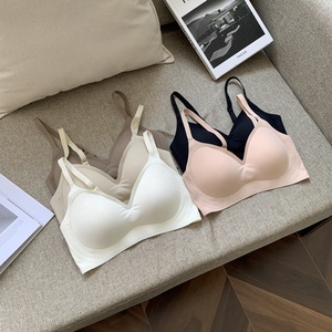 Women's Summer Everyday Comfort Solid Eco-Friendly Wire Free Push-Up Breathable Quick Dry Full Cup U-Back T-Shirt <strong>Bra</strong> <strong>Pullover</strong> - Product Image 5