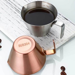 Taza Medidora de Café de Acero Inoxidable 304 Estilo Italiano, de Pared Simple, con Asa, Boquilla de Precisión y Escala Graduada para Cafetería o Bar - Product Image 3