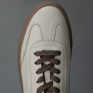 Zapatillas <span class=keywords><strong>de</strong></span> cuero <span class=keywords><strong>de</strong></span> grano superior para hombre, blancas, informales, <span class=keywords><strong>de</strong></span> moda, <span class=keywords><strong>de</strong></span> caña baja, para uso diario, gran oferta 2026 - Product Image 1