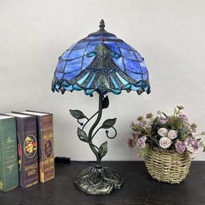 LongHuiJing Tiffany stile lampada da tavolo viola barocco vetro colorato paralume da scrivania luci H20 * W12In - Product Image 4
