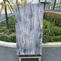 Panneau mural intérieur MIGLIORE à motif grain de bois, carreaux de céramique souple MCM, pierre souple MCM