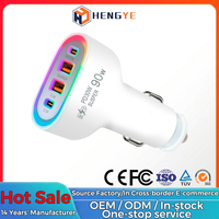 Chargeur de voiture 90W 4 ports double USB double Type C QC3.0 PD3.0 LED à coins arrondis 12V24V OEM ODM pour téléphone portable, charge super rapide
