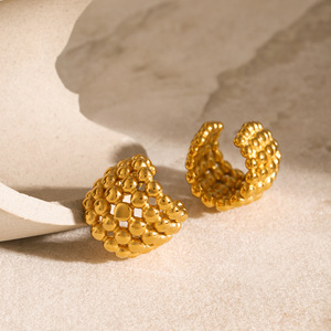 <b>Clip</b>-on Earrings Gold Ball Honeycomb Geometric Design Party Fashion Jewelry - Product Image 4