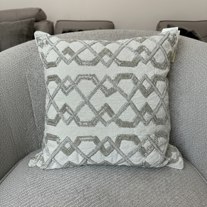 Acentos artísticos Coussin bordado con cuentas de diamantes de imitación enjoyado Beige cristales brillo plata algodón lujo - Product Image 1