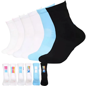 ถุงเท้าบาสเก็ตบอลคุณภาพสูงสำหรับทีมชั้นนำ แจกตัวอย่างฟรี ถุงเท้าข้อสั้น แฟชั่นใหม่ ระบายอากาศได้ดี กันลื่น เหมาะสำหรับวิ่งและเล่นกีฬา สำหรับผู้ชาย - Product Image 3