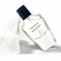 Bouteille en verre de forme unique transparente huile essentielle cosmétiques boîte d'emballage bouteille de parfum de voiture 30ml bouteille de parfum rechargeable