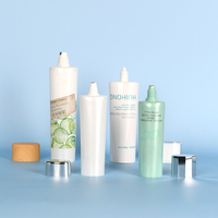 Le plus récent tube de récipient de bâton de protection solaire vide en plastique de couleur personnalisée de 30ml 60ml 100ml avec bouchon à vis pour la crème et la crème pour les yeux