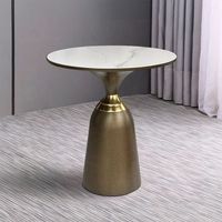 Table d'appoint design en marbre doré, mobilier de luxe pour salon, base en acier inoxydable, table de chevet, table basse