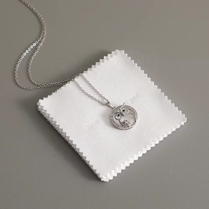 Chiffon de nettoyage et de polissage pour bijoux en daim gris 8*8, en gros, à prix réduit - Product Image 2