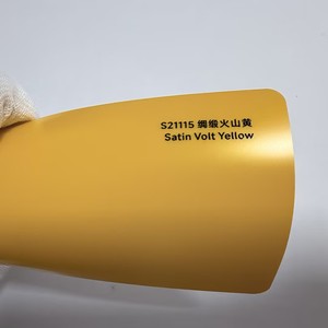 Süper Pürüzsüz Saten Mat Görünüm Volt Sarı Renkli PPF <span class=keywords><strong>Film</strong></span> Kendinden Onarımlı Boya Koruma Filmi Tam Araç Kaplama İçin - Product Image 2