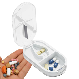 Boîte de rangement et coupe-pilules Medibox en gros - Boîte en plastique colorée personnalisée avec logo pour usage hebdomadaire, maison et extérieur - Product Image 1