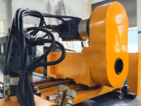 Servomoteur 63 CNC acier métal mandrin hydraulique carré tuyau et tube cintreuses prix