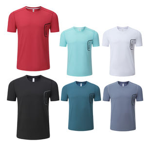 T-shirt athlétique léger pour hommes pour la récupération et l'entraînement avec des panneaux en maille de refroidissement - Product Image 1