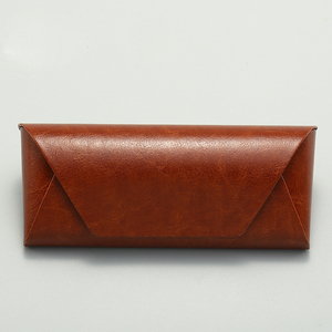 Étui à lunettes - Étui en cuir véritable de vachette fait main, simple et rétro, de type sac, pour ranger les lunettes de lecture et les lunettes de soleil. Can b - Product Image 5