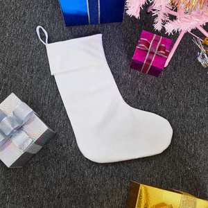 Decoraciones Personalizadas, Medias de Terciopelo Sublimables en Blanco para Regalos de Navidad - Product Image 4