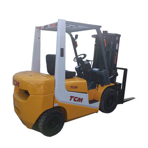 รถยกดีเซล TCM FD30 3 ตัน มือสอง พร้อมไฮดรอลิกไซด์ชิฟเตอร์ ยางตัน คุณภาพสูง - Product Image 1