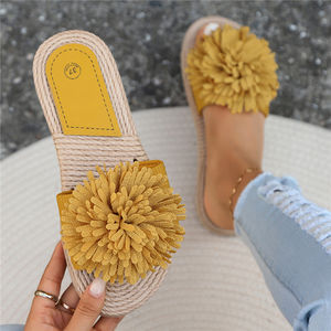 2025 крутые розовые женские сандалии Большие размеры удобные пляжные туфли с цветочным узором на плоской подошве весенние трендовые противоскользящие - Product Image 4