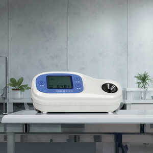 Refractómetro Portátil con Pantalla Digital, Refractómetro Automático, Refractómetro Brix para Medir el Contenido de Azúcar o la Dulzura - Product Image 3